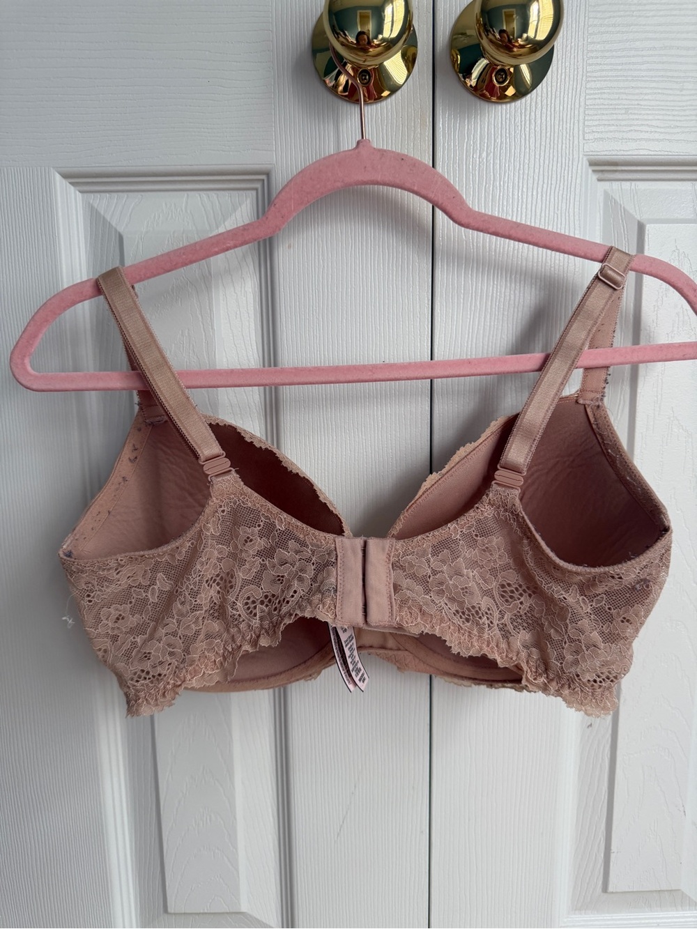 Victoria's Secret Nude Lace-Trim T-Shirt Bra - Picture 2 of 4